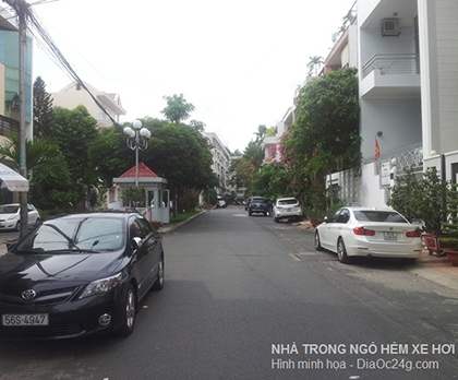 Bán nhà lô góc 2 mặt ngõ phố Vương Thừa Vũ 30m2 x 5 tầng ô tô vào nhà giá 5,4 tỷ. LH 0912442669