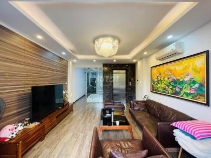 Chính chủ cần bán gấp căn nhà tại Phố Nghĩa Tân Hoàng Quốc Việt Cầu Giấy  dt 65 m2 giá Thỏa Thuận