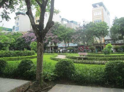 Tôi bán đất mặt ngõ 144 Cổ Linh view công viên cạnh AEON Mall 135m2 chỉ 18.9 tỷ. LH 0989.62.6116