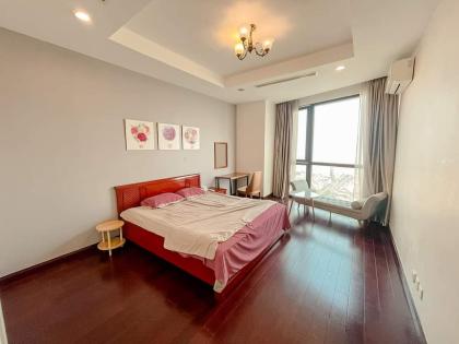 Bán căn chung cư cao cấp Royal City 72 Nguyễn Trãi gồm 2 ngủ 7.6 tỷ SDCC