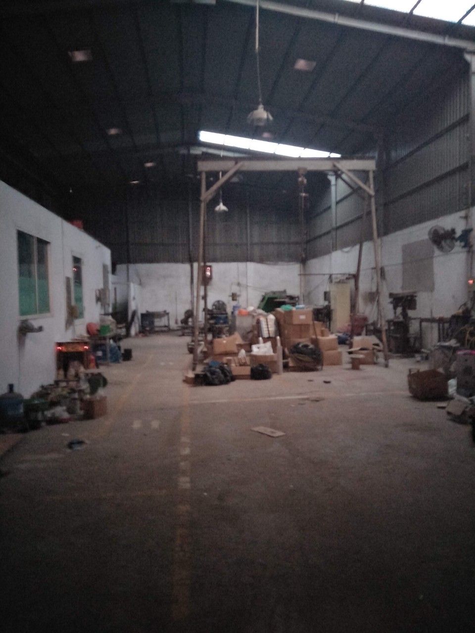 Cho thuê kho xưởng đường Ao đôi Quận Bình Tân 10x25(250m) giá 18tr