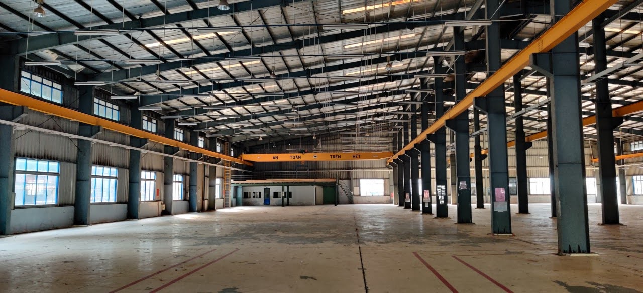 CẦN CHO THUÊ KHO XƯỞNG 2000M2 TRONG KV 11000M2, ĐỨC HOÀ ĐÔNG, LONG AN