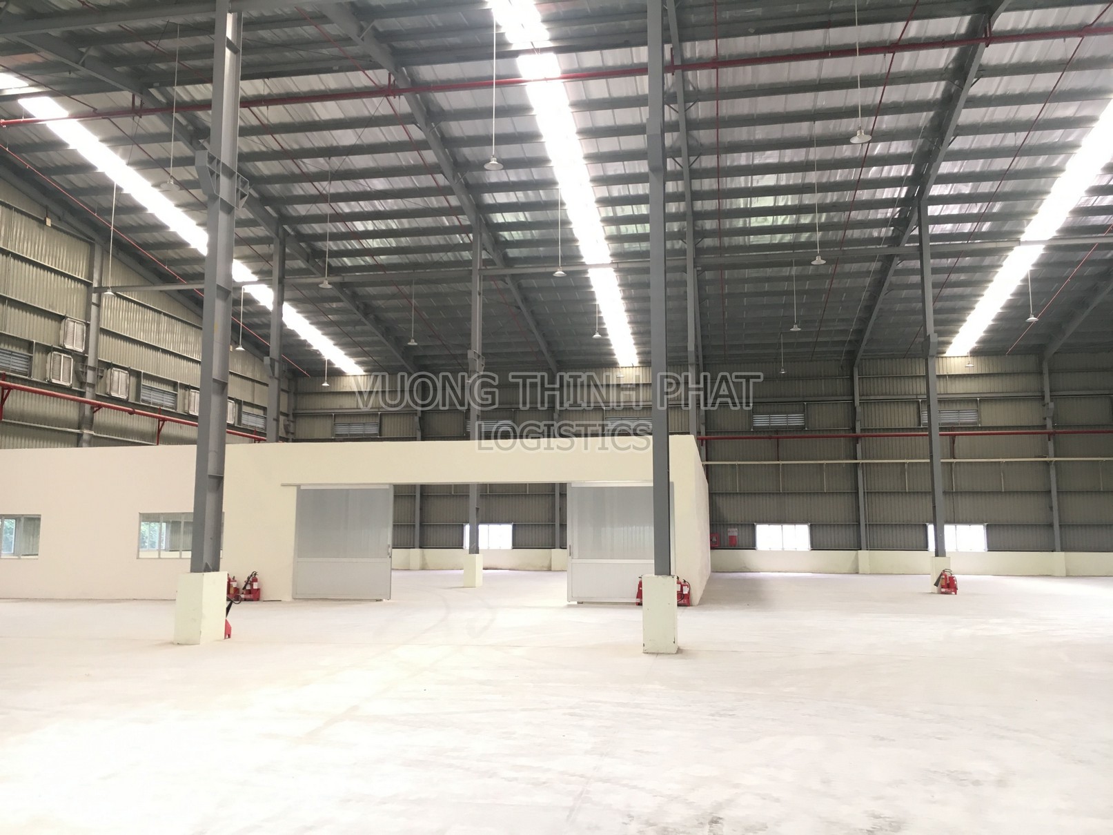 CHO THUÊ NHIỀU KHO XƯỞNG 700M2, 732M2, 900M2, 1.700M2, 2.500M2, NGUYỄN VĂN QUÁ, TRƯỜNG CHINH, ĐHT