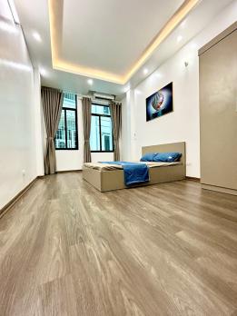 Bán CHDV, dòng tiền, Nguyễn Trãi 50m2, Vuông vắn, Mặt tiền , giá 8ty