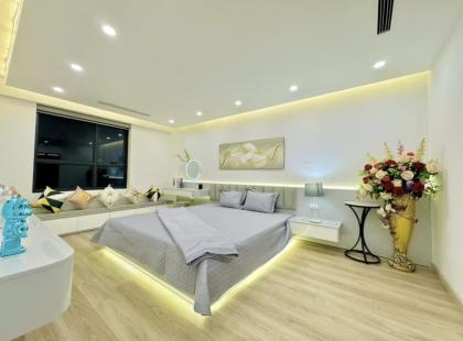 Bán căn hộ Diamond Goldmark city 104m2 3PN 2VS  tầng trung, hướng mát