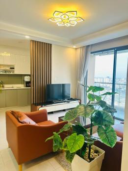 Căn hộ THE GOLDVIEW, 346 Bến Vân Đồn, Phường 1, Quận 4 : -	Diện tích 117m2 gồm phòng khách, bếp và 3 phòng ngủ, 2wc