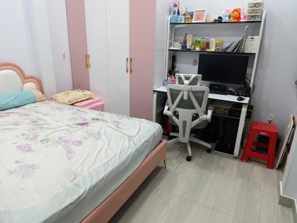 Chính chủ 239/52 Nhà Bà Hom Q6, 2 Tầng, DT 30m² (Nở Hậu), Cách HXH 20m, Chỉ 3.7 Tỷ