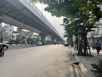 Bán nhà phố Minh Khai - Hai Bà Trưng, ngõ thông, gần phố, 96m2, 13 tỷ