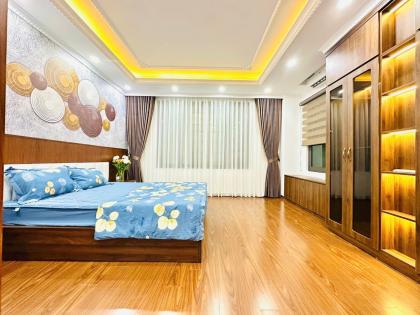 BÁN NHÀ PHỐ PHƯƠNG MAI ĐỐNG ĐA NHÀ ĐẸP LÔ GÓC NGÕ THÔNG, DT 40M2, 5T