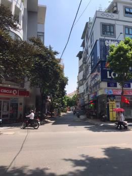 Chỉ 25m ra phố Nguyễn Viết Xuân, Hà Đông, 10m ra Ô Tô đỗ, Bán nhà cấp 4 diện tích 50m2, Giá 4,68 Tỷ