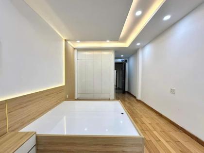 Bán Gấp Nhà Mặt Tiền 4 Tầng, DT  100m2  Khu Vực Bình Thọ, Giá Cực Tốt Chỉ 10 Tỷ