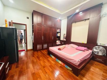 Bán nhà 4 tầng, 72m2, mặt tiền KD khu VIP Đường Hoa Phan Xích Long,Phú Nhuận, 23.X TỶ