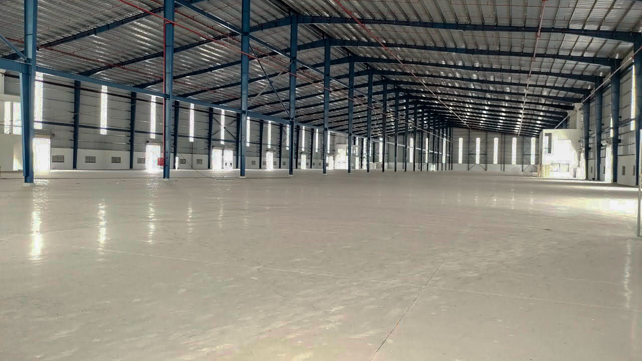 BÁN NHÀ XƯỞNG MỚI DTSD 6.300M2, XÂY 2 TẦNG KCN HẢI SƠN, ĐỨC HÒA, LONG AN