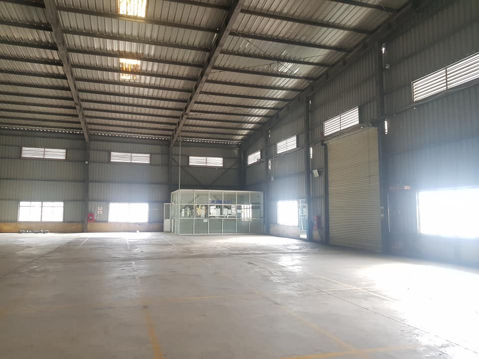 BÁN NHANH NHÀ XƯỞNG 4.000M2 KCN LÊ MINH XUÂN 3, BÌNH CHÁNH, GIÁ RẺ