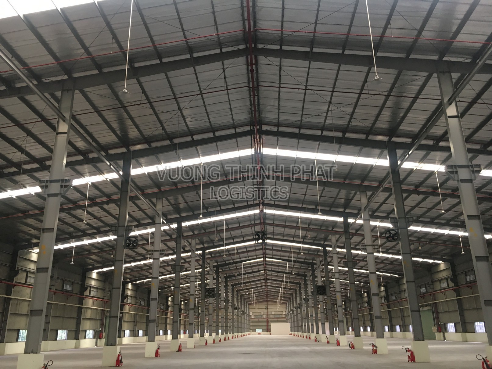 KHO XƯỞNG 4.000M2 MẶT TIỀN ĐƯỜNG NGUYỄN HỮU TRÍ, BÌNH CHÁNH, GẦN QL 1A