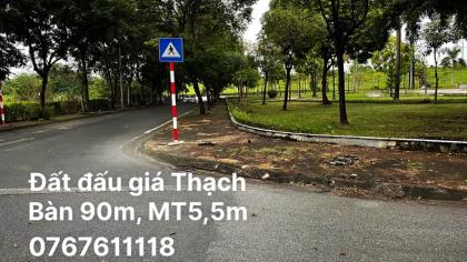 Đất tái định cư Tư Đình,gần Aeon mall,view hồ,vỉa hè,ngõ 2 ô tô tránh, 75m, MT5m 12 tỷ