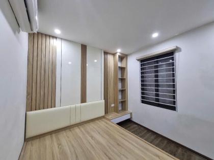 Bán nhà phố Phan Đình Giót, La Khê, Hà Đông, 37m2, 4 tầng, Giá 5,85 Tỷ, 30m ra Ô Tô đỗ.