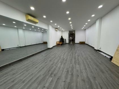 Bán nhà MTKD 6 lầu ngay Lạc Long Quân 110m2 ngang 5m làm VP gần chợ Tân Bình 22 tỷ.