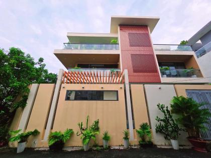 Bán gấp VILLA 2 Mặt Tiền - CẠNH KĐT PHÚ MỸ HƯNG - 200M2 (10x20) - View công viên, 21,9 T.Ỷ   Mô tả:  + 200m2 (10x20).