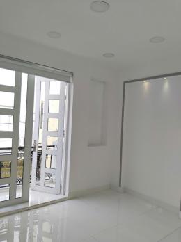 GIẢM 100 TR GIÁ MỚI 7,1 TỶ - BÁN NHÀ ÂU CƠ –P.5 –Q.11 :  Mô tả:  + Ngang 4,35m x 11m ???? Nhà hẻm 1/ cách mặt tiền 20m.