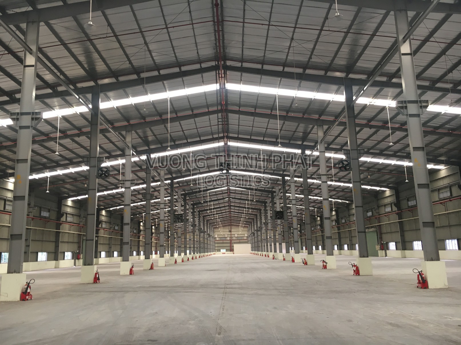 Cho thuê 8 kho xưởng 2.600m2, 5400m2, 7.686m2, 9.300m2, 15.500m2 giá tốt Hóc Môn