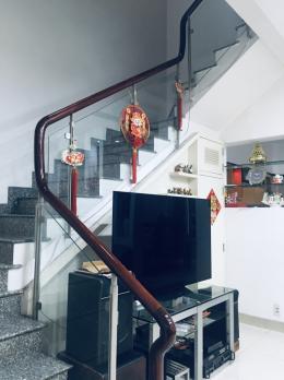 Bán nhà khu Đồng Diều P.4 Quận 8 : + Ngang 6m x 18m +Địa chỉ hẻm nhưng là nhà mặt tiền đường 12m. +Thiết kế hiện đại 1