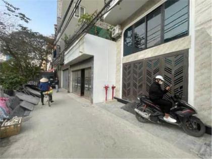 bán nhà dòng tiền Phố Quan Nhân, DT 100m2 ,  xây 8 thầng, 30 phòng giá 30 tỷ