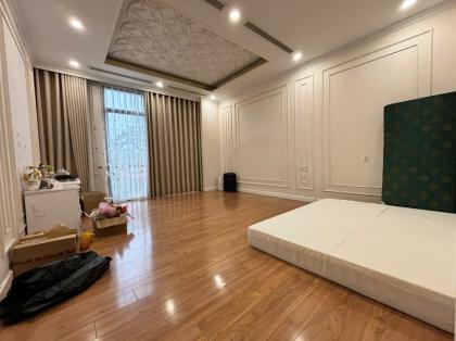 Cho thuê Liền kề Vinhomes Green Bay 120m 4 tầng 1 hầm thang máy 0903409888