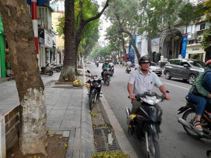 Bán Nhà Mặt Phố Bà Triệu Hai Bà Trưng 35m2T 5m Vỉa Hè VIEW Vin Com 22 Tỷ Bà Triệu.