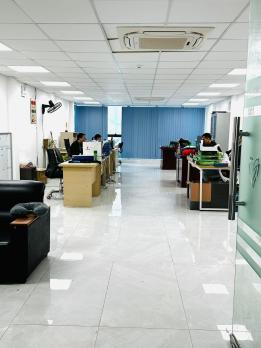 Tòa Văn Phòng-Phố Trung Kính (KĐT Trung Yên) 98/102, 7T Thang máy, MT 5.6m 48.5 Tỷ