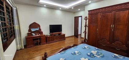 ÔTÔ ĐỖ CỬA-CÁCH PHỐ CHỈ 15M-Bán nhà Phố Trung Kính 58/65m,5Tầng,MT 5.5m 25.5 Tỷ