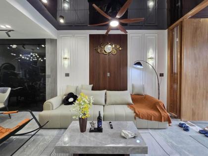 **Bán nhà mặt tiền Phan Văn Sửu, P.13, Tân Bình; (12*7) 5 tầng - 10,7 tỷ