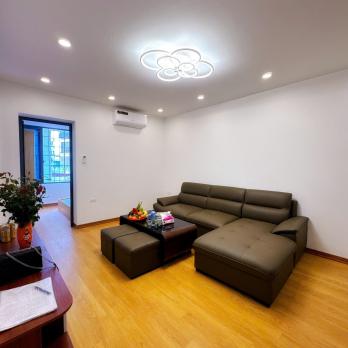 Tập thể mặt phố Trường Chinh, Đống Đa, nhà đẹp, 3 ngủ, 2vs tặng full nội thất, sổ đỏ to