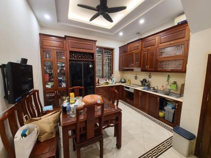 SIÊU HIẾM-Bán nhà Phố Nguyễn Tuân 44/50mx5Tầng,MT 4.2m 21.5 Tỷ cách phố chỉ 10m