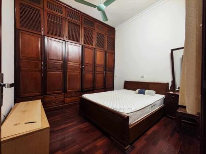 CHO THUÊ NHÀ RIÊNG ĐƯỜNG VĂN CAO, BA ĐÌNH, 58M2, 5 TẦNG, NHÀ ĐẸP, Ô TÔ TRÁNH