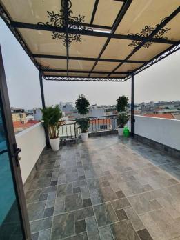 CHỈ 9.X TỶ CÓ NGAY NHÀ MỚI 5T, Ô TÔ TRÁNH, KINH DOANH, TM. 3 BƯỚC RA CHỢ NGỌC THỤY LONG BIÊN.