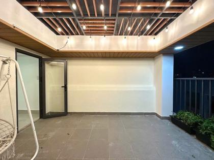 Nhà  Mới  Chính  Chủ  - DT 30M2 ,5 Tầng Với  3PN,3WC - Trường SA - Quận 3