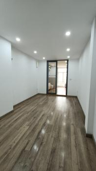 Bán nhà riêng phố Phạm Ngọc Thạch Đống Đa, nhà đẹp, ô tô tránh, 2 vỉa hè kinh doanh