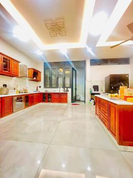 Bán nhà Mặt tiền Dương Đức Hiền - Lê Trọng Tấn, 7x23m, 5T - thang máy, 6PN, 27.9 tỷ