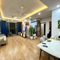 Siêu phẩm căn hộ chung cư Khu đô thị Định Công, Hoàng Mai, nhà đẹp, view hồ Định Công