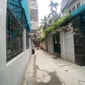 Bán nhà ngõ 173 Hoàng Hoa Thám, diện tích 30m x 6 tầng, mặt tiền 4m, giá 6.6 tỷ