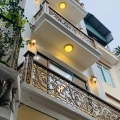 Bán nhà Phạm Văn Đồng, 34m2, phân lô, ô tô, nội thất chủ tặng,  nhỉnh 5tỷ.