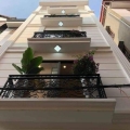 Bán nhà Phạm Văn Đồng, 40m2, phân lô, ô tô, nội thất chủ tặng,  nhỉnh 7tỷ.