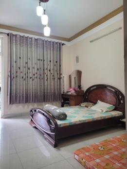 Biệt thự đẹp hiếm có khu Vạn Phúc – sân đậu 3 ô tô – SHR – chỉ 27 tỷ