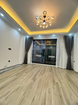 Bán nhà ngõ 235/23 Yên Hòa, Diện tích 30/33mx 5 tầng,mặt tiền 4.5m, giá 7.3 tỷ.