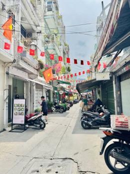Nhà Hẻm Ôtô Đường Vườn Chuối Quận 3 Phường 4.