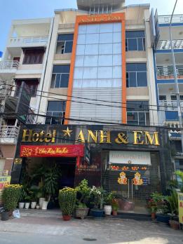 CHUYỂN NHƯỢNG KHÁCH SẠN 7 TẦNG ĐANG KINH DOANH ỔN ĐỊNH – MT HÀ HUY GIÁP, Q12