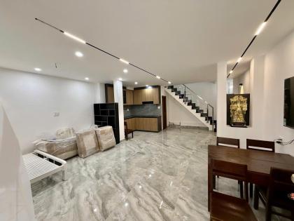 Nhỉnh 6 Tỷ, 3Tầng, 57m2, HXH, Thông Âu Cơ, Trần Văn Quang P10 TÂN BÌNH