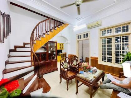Bán nhà ngõ 663 Trương Định, Diện tích 55m x 3 tầng, mặt tiền 6.7, giá 7,7 tỷ