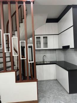 Bán nhà ngõ 64 Vĩnh Hưng, Diện tích 25m x 5 tầng, mặt tiền 4m, giá 5.5 tỷ>